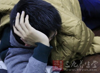 打呼嚕的人容易說夢話