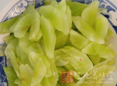 需要少吃點葷腥，多吃一些蔬菜