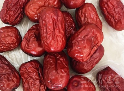 紅棗蒸熟：預防哮喘